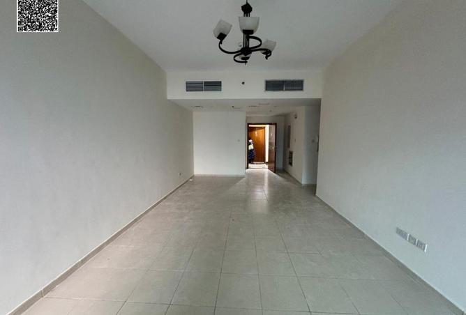 99990090 - Property Image 2