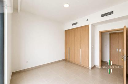 Apartment - 2 Bedrooms - 2 Bathrooms for rent in Seagate Building 1 - Seagate - Mina Rashid - Dubai