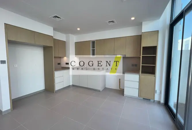151373979 - Property Image 2