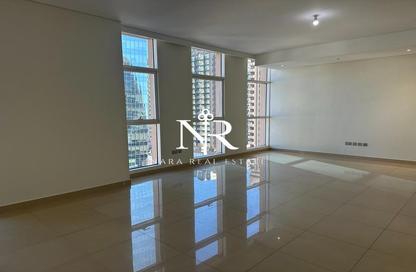 شقة - 3 - 4 للايجار في يونايتد سكوير - الخالدية - أبوظبي