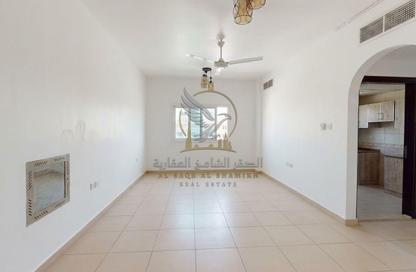 Apartment - 1 - 1 for rent in Al Qulaya'ah - Al Sharq - Sharjah Apartment - 1 - 1 for rent in Al Qulaya'ah - Al Sharq - Sharjah