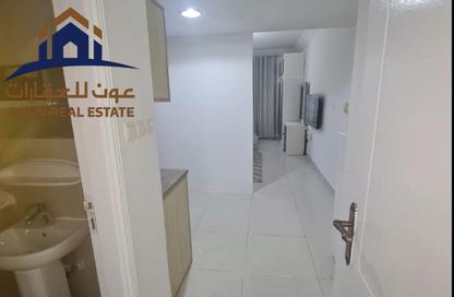 Apartment - Studio - 1 Bathroom for rent in Al Hafeet Tower - Al Khan - Sharjah