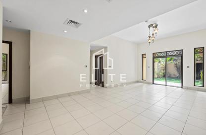 Apartment - 2 Bedrooms - 3 Bathrooms for sale in Reehan 8 - Reehan - Old Town - Downtown Dubai - Dubai