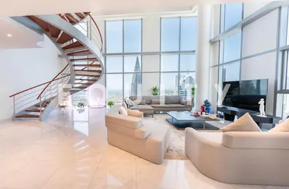 Penthouse - 4 Bedrooms - 3 Bathrooms for sale in Central Park Residential Tower - Central Park Tower - DIFC - Dubai