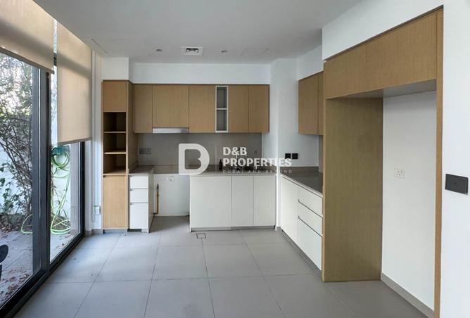 143739672 - Property Image 3