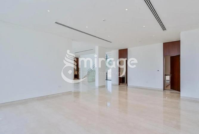 144614902 - Property Image 2
