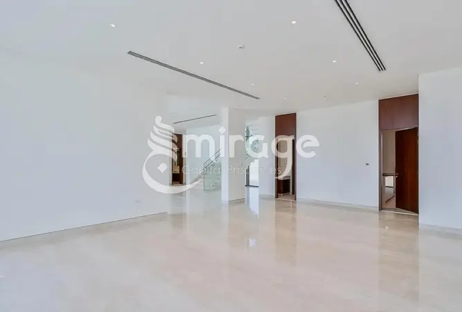 144614902 - Property Image 2