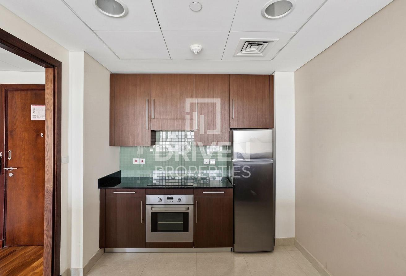 Stunning Sea View | Great Location | Vacant photo 4