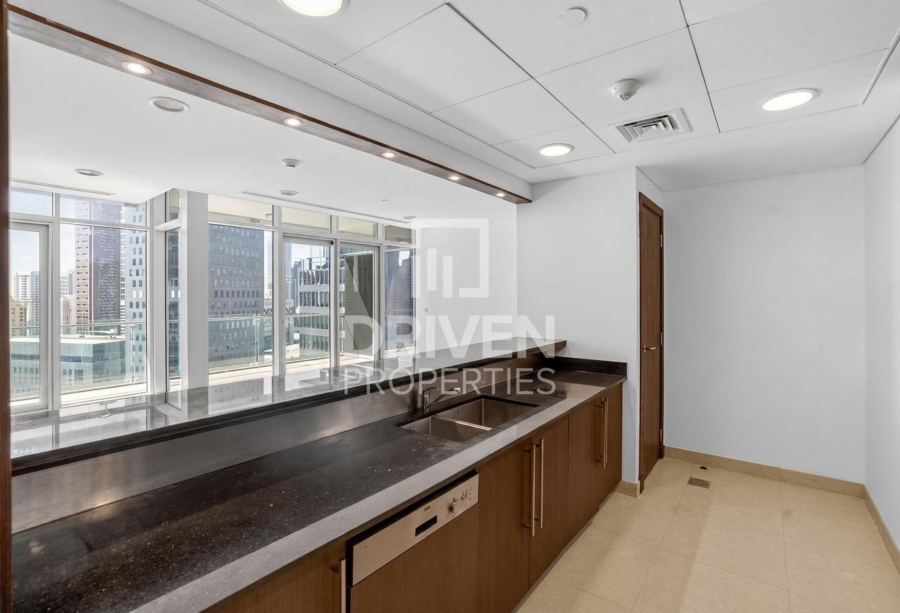 Stunning Sea View | Great Location | Vacant photo 17