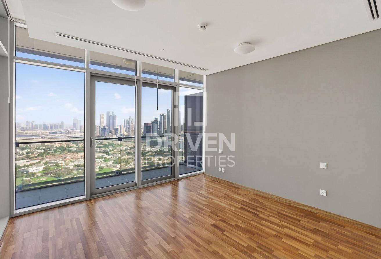 Stunning Sea View | Great Location | Vacant photo 9