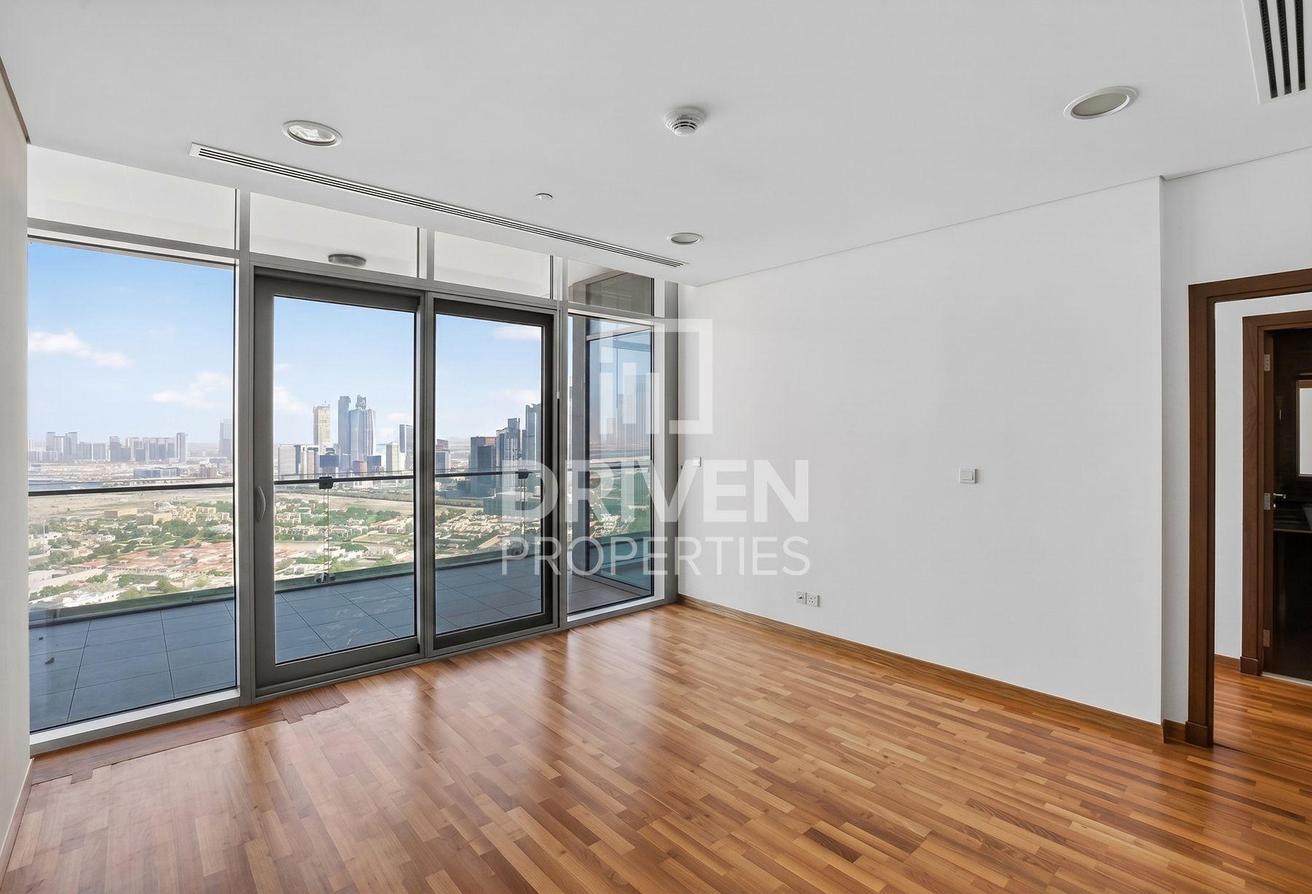 Stunning Sea View | Great Location | Vacant photo 6