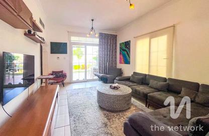 Villa - 3 Bedrooms - 2 Bathrooms for rent in Springs 4 - The Springs - Dubai