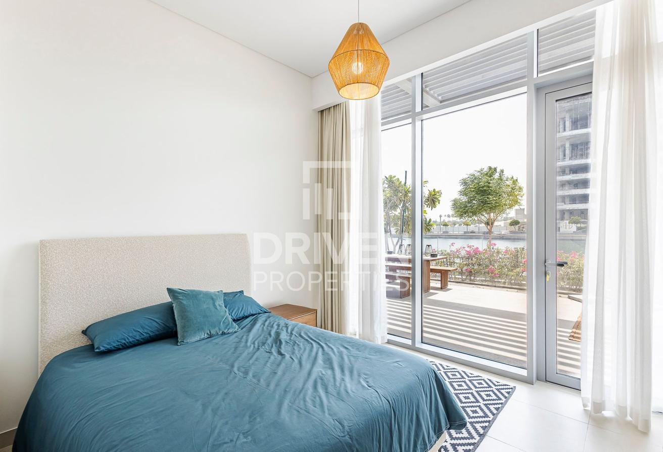 Vacant by Oct. 1st | Canal Views | Large Terrace photo 7