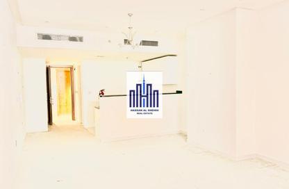 Apartment - Studio - 1 Bathroom for rent in Muwaileh - Sharjah Apartment - Studio - 1 Bathroom for rent in Muwaileh - Sharjah