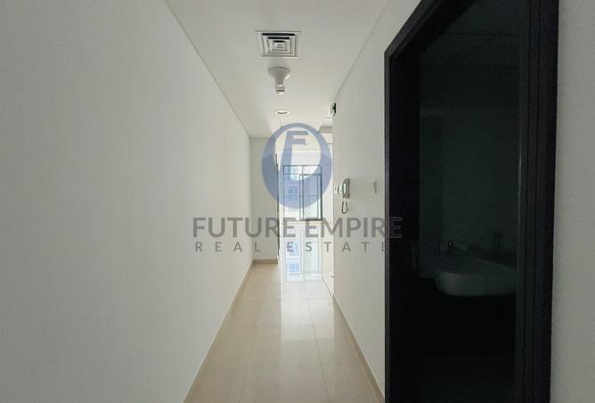 73110366 - Property Image 3