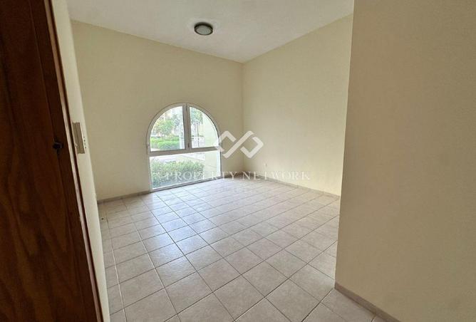 81949641 - Property Image 3