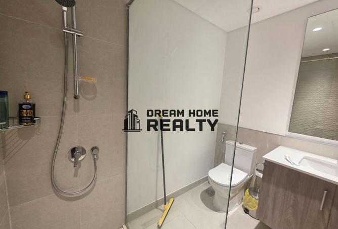 74261387 - Property Image 2