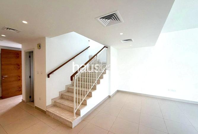 140571001 - Property Image 3
