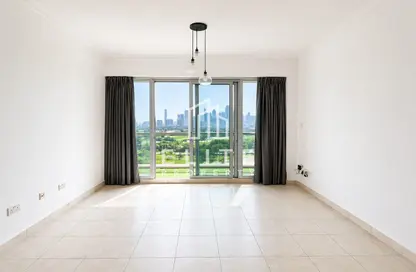 Apartment - 1 Bedroom - 2 Bathrooms for rent in The Fairways West - The Fairways - The Views - Dubai