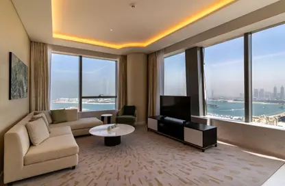 Apartment - 1 Bedroom - 2 Bathrooms for sale in The Palm Tower - Palm Jumeirah - Dubai