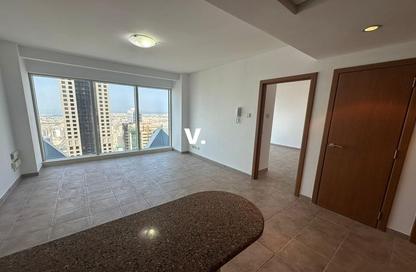 Apartment - 1 Bedroom - 2 Bathrooms for rent in UP Tower - Sheikh Zayed Road - Dubai