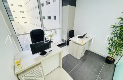 مكتب - غرفة نوم - 1 حمام للايجار في الفجر كومبلكس - عود ميثاء - بر دبي - دبي