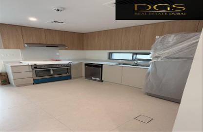 Villa - 3 - 4 for sale in The Pulse Beachfront - The Pulse - Dubai South (Dubai World Central) - Dubai