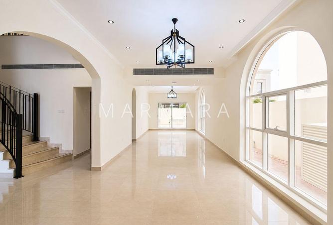 128807480 - Property Image 2