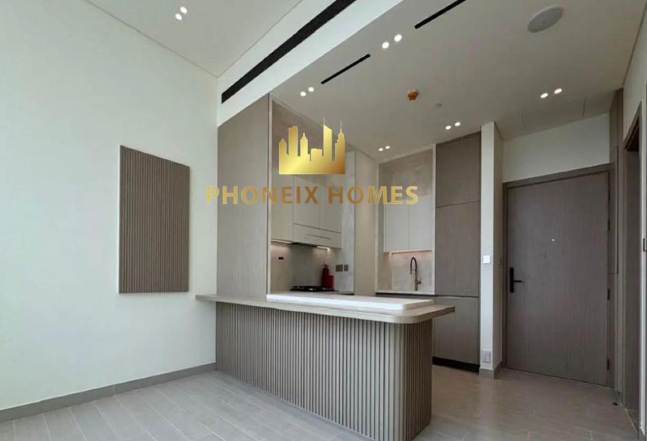 Higher floor | Private Pool | Spacious photo 8