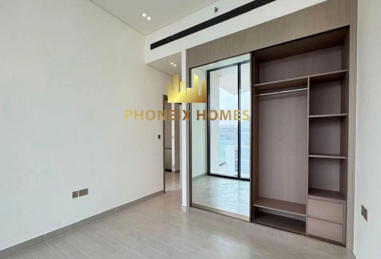 Higher floor | Private Pool | Spacious photo 13