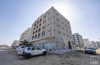 Apartment - 4 Bedrooms - 4 Bathrooms for rent in Al Qulaya'ah - Al Sharq - Sharjah Apartment - 4 Bedrooms - 4 Bathrooms for rent in Al Qulaya'ah - Al Sharq - Sharjah
