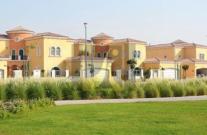 Villa - 5 - 5 for sale in District 2 - Jumeirah Park - Dubai Villa - 5 - 5 for sale in District 2 - Jumeirah Park - Dubai