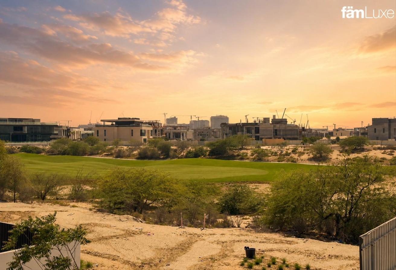 Lamborghini Branded Mansion Direct On Golf Course — image 25 of 25