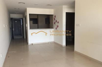 Apartment - 1 Bedroom - 1 Bathroom for rent in Mazaya 12 - Queue Point - Liwan - Dubai Apartment - 1 Bedroom - 1 Bathroom for rent in Mazaya 12 - Queue Point - Liwan - Dubai