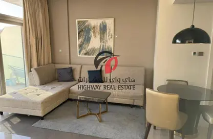 شقة - غرفة نوم - 2 حمامات للبيع في داماك ماجستين - الخليج التجاري - دبي