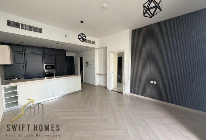 73862005 - Property Image 2