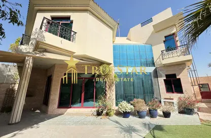 Villa - 4 Bedrooms - 5 Bathrooms for rent in Al Manara - Dubai