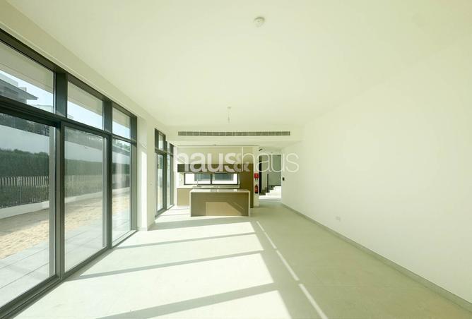 121998970 - Property Image 2