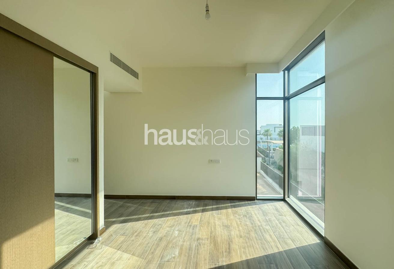 Driver Room | Open Plan | Close to Amenties photo 7