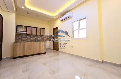 Apartment - Studio - 1 Bathroom for rent in Al Qubaisat - Al Mushrif - Abu Dhabi