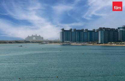 Apartment - 1 - 1 for rent in Grand Bleu Tower 1 - Emaar Beachfront - Dubai Harbour - Dubai