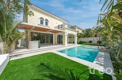 Villa - 4 Bedrooms - 5 Bathrooms for sale in Legacy Large - Legacy - Jumeirah Park - Dubai