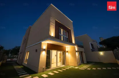 Villa - 4 Bedrooms - 6 Bathrooms for rent in Villa Lantana 1 - Villa Lantana - Dubai Science Park - Dubai