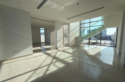 Villa - 5 Bedrooms - 7 Bathrooms for rent in Nad Al Dhabi - Al Jubail Island - Abu Dhabi