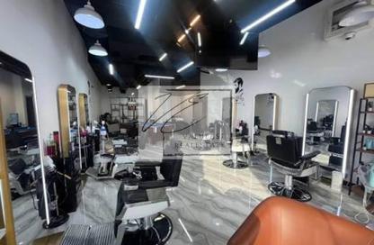 Shop - Studio - 1 for rent in Al Barsha 1 - Al Barsha - Dubai
