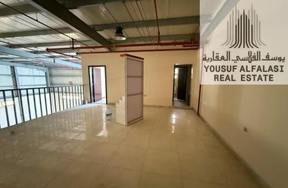 Warehouse - Studio - 1 for rent in Al Sajaa S - Al Sajaa - Sharjah