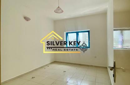 Apartment - 2 Bedrooms - 2 Bathrooms for rent in Budaniq 9 Building - Budaniq - Al Qasimia - Sharjah