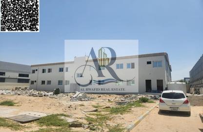 سكن عمال - استوديو - 8 حمامات للايجار في الجرف الصناعية 2 - الجرف الصناعية - عجمان