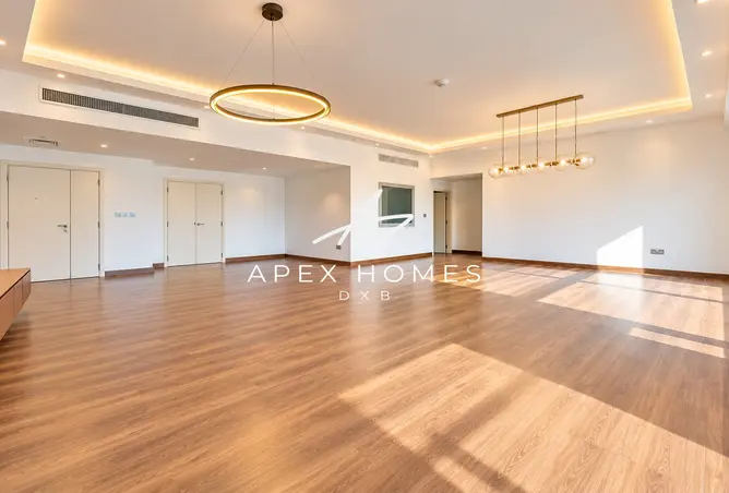 156895237 - Property Image 2
