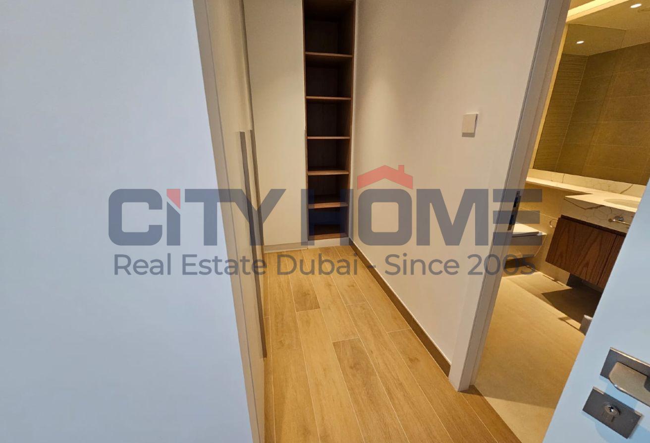 Luxury 2BR Apartment | Sea & Skyline Views photo 10